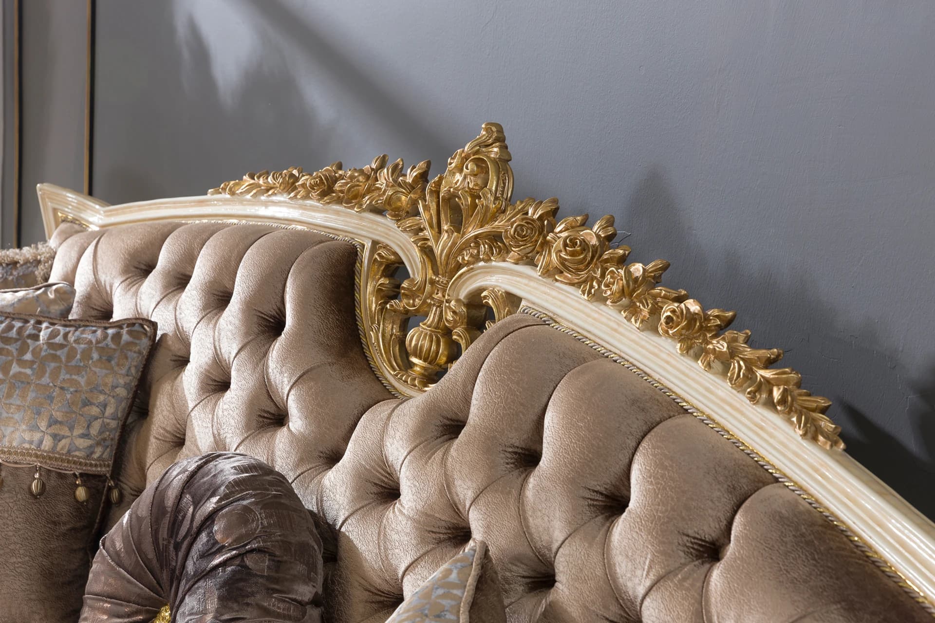 Sultan Sofa Set 15