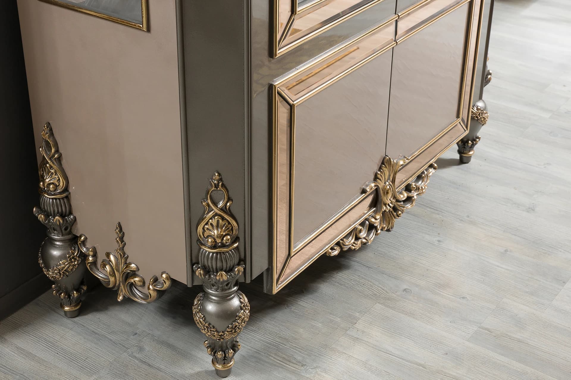 Hisar Mink Dining Room 12